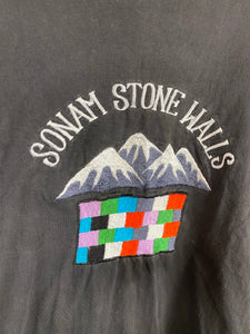 90s embroidered Sonam Stone Walls t shirt