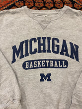 Load image into Gallery viewer, 90s Michigan Basketball Crewneck - L