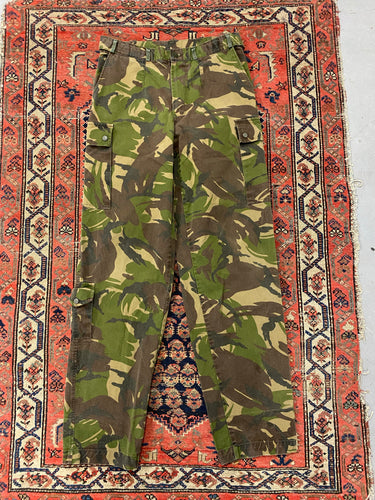 90s Camo Cago Pants - 33IN/W