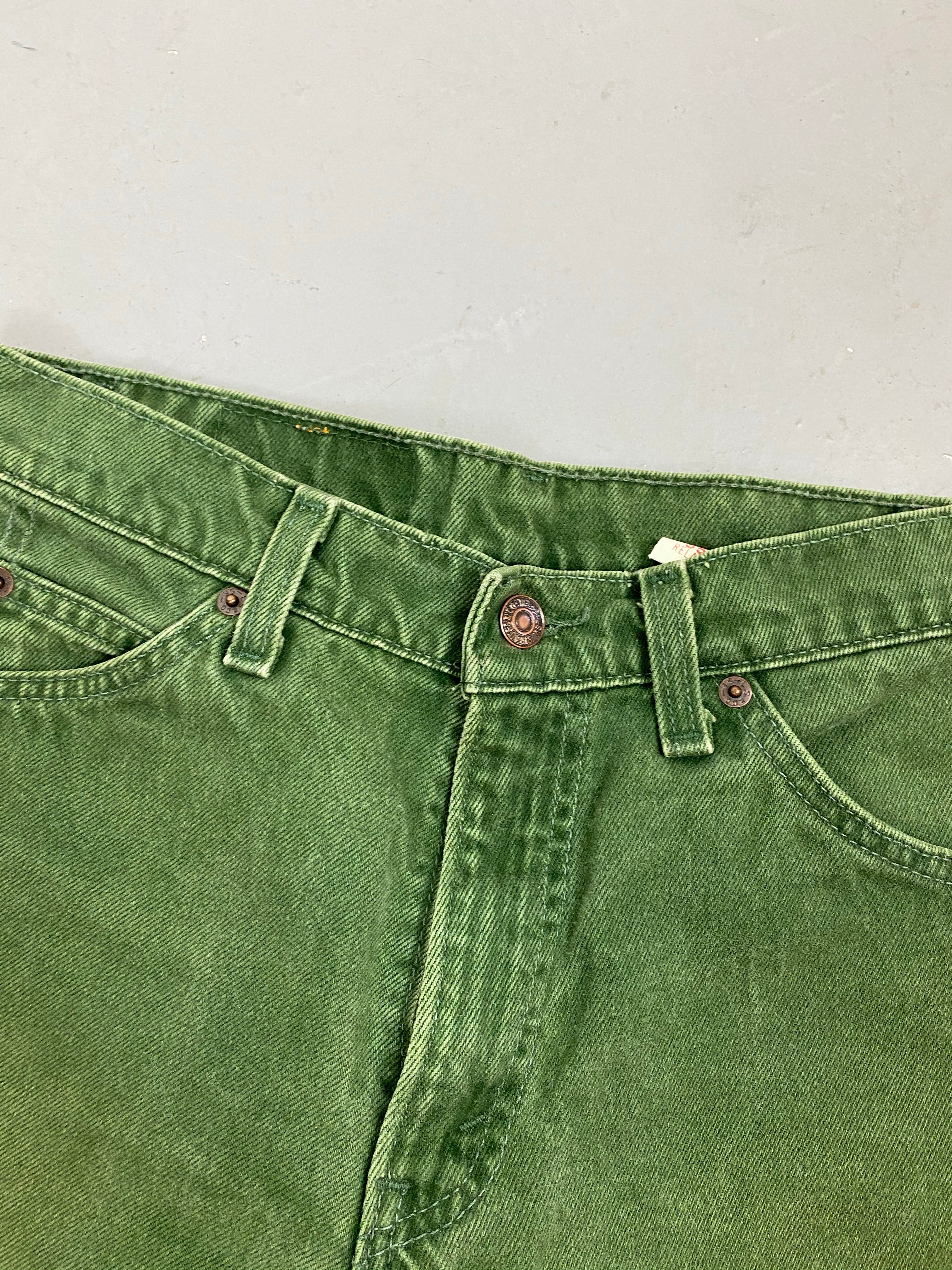 90s high waisted Levi’s denim shorts