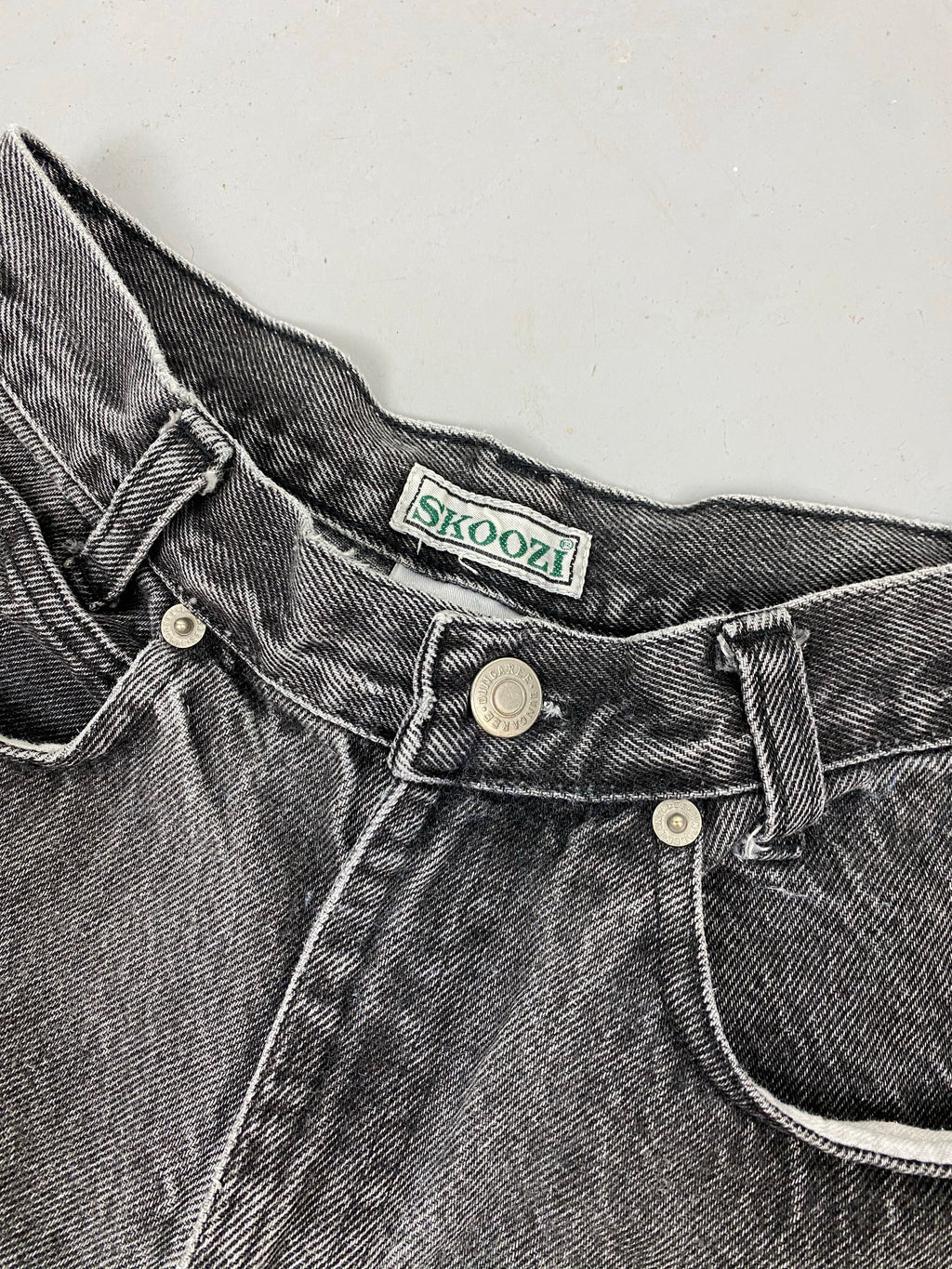 90s stone wash high waisted denim shorts - 25in
