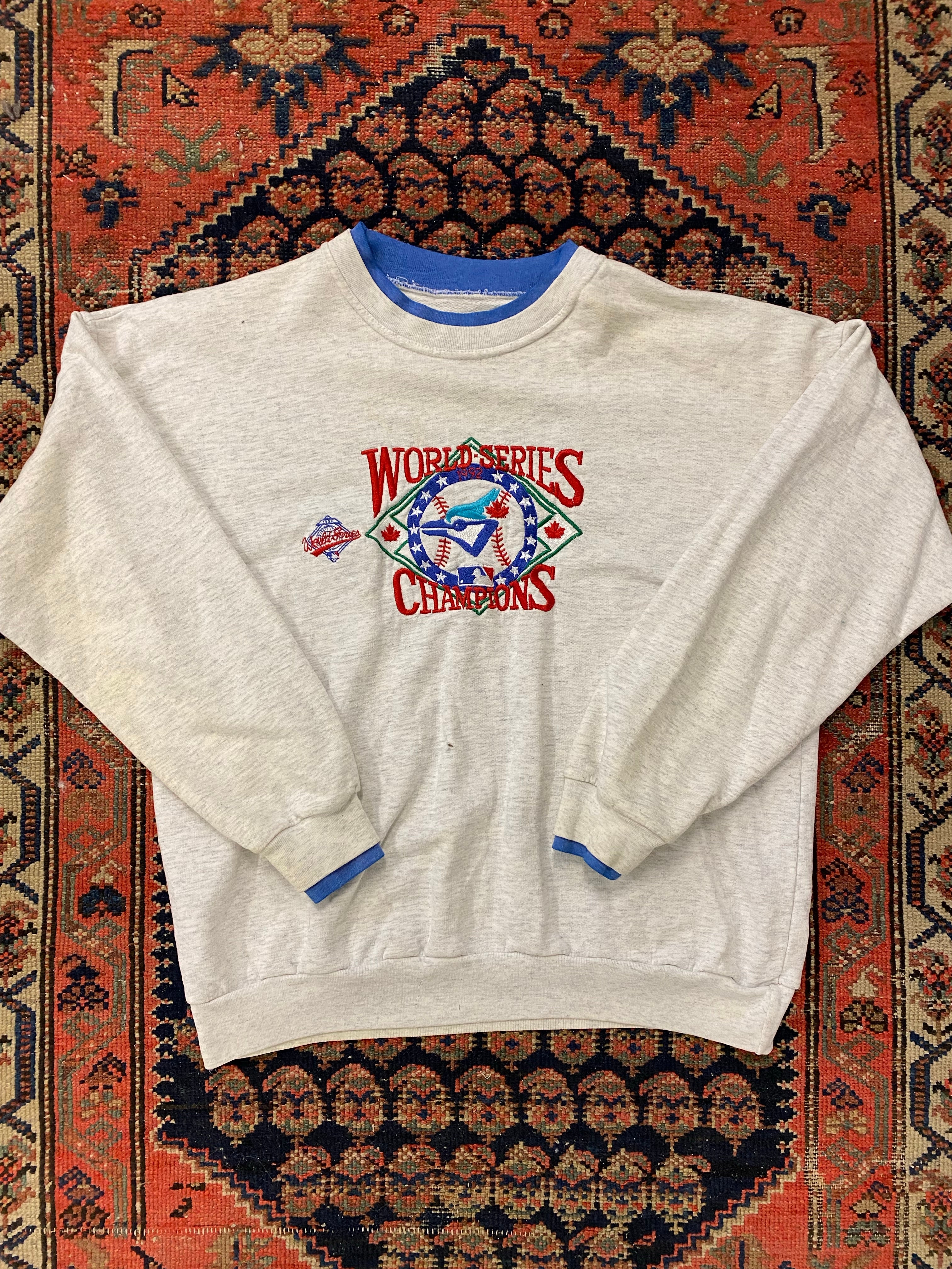 Vintage Embroidered BlueJaus Crewneck - L