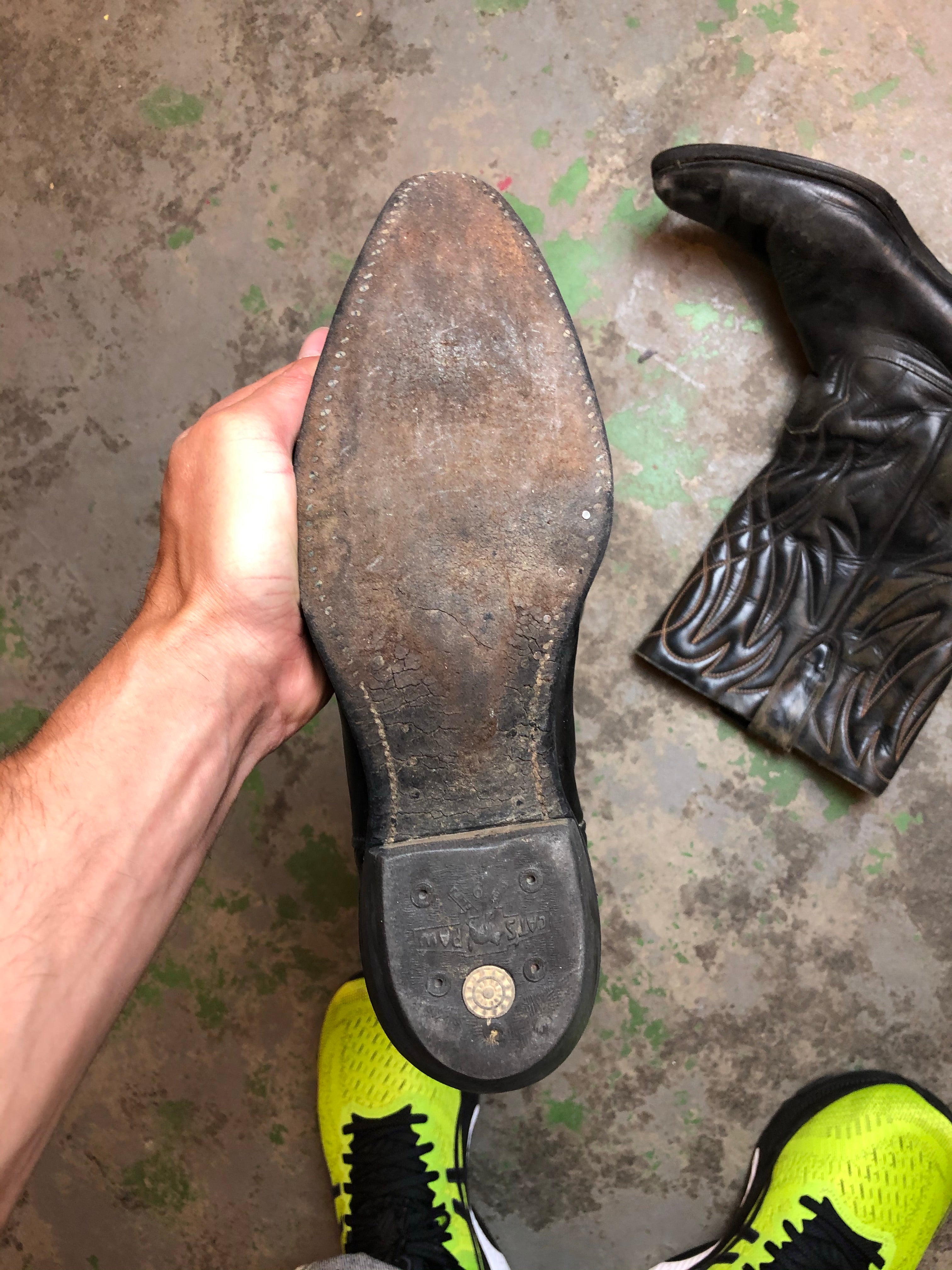 Leather men’s cowboy boots
