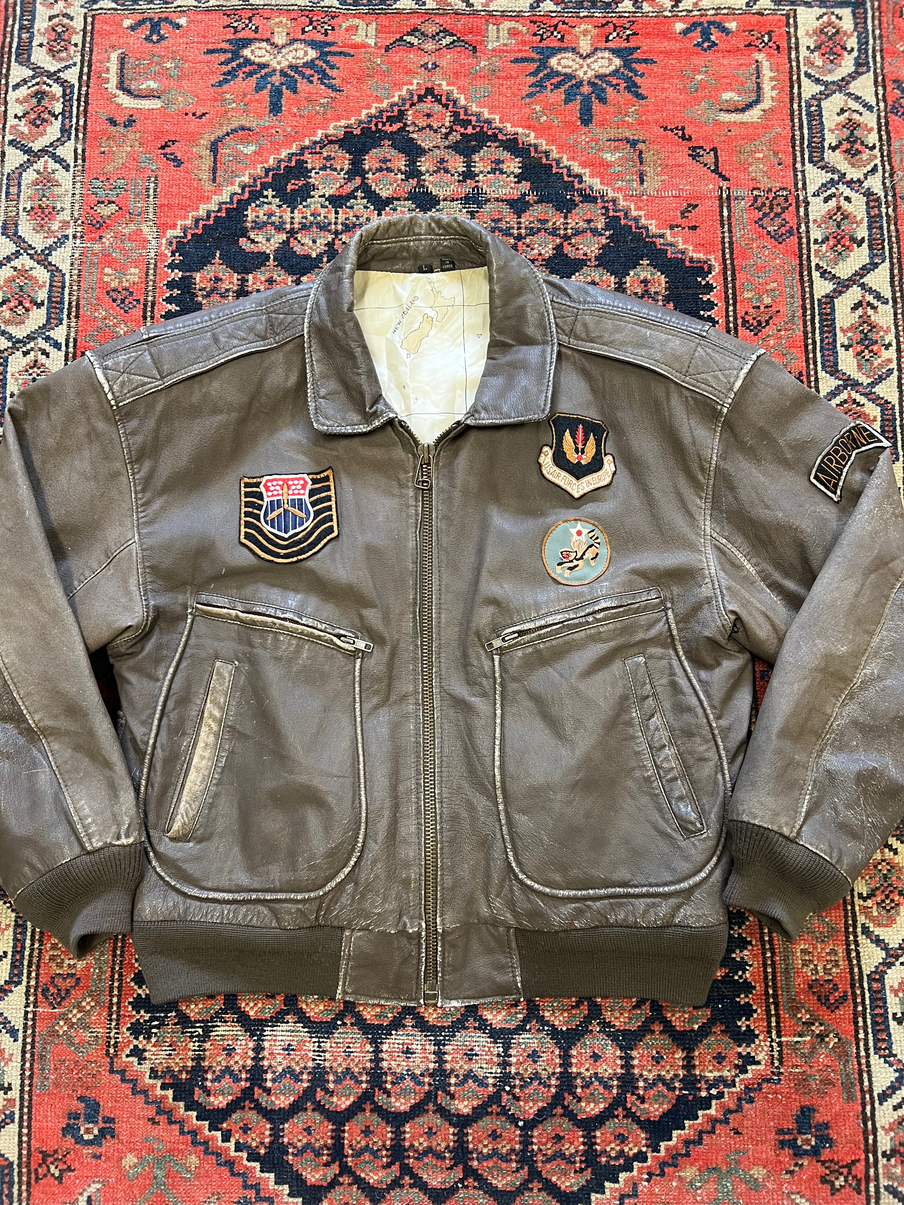 VINTAGE LEATHER JACKET - MEDIUM