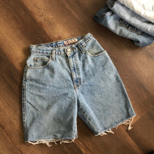 Load image into Gallery viewer, Vintage High Waisted Shorts