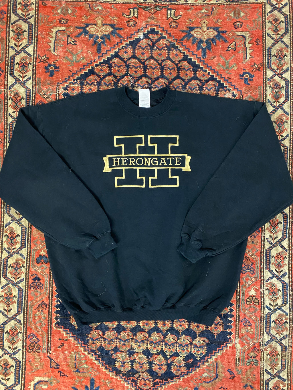 Vintage Heron Gate Embroidered Crewneck - L