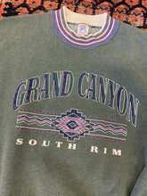 Load image into Gallery viewer, Vintage Grand Canyon Crewneck - L