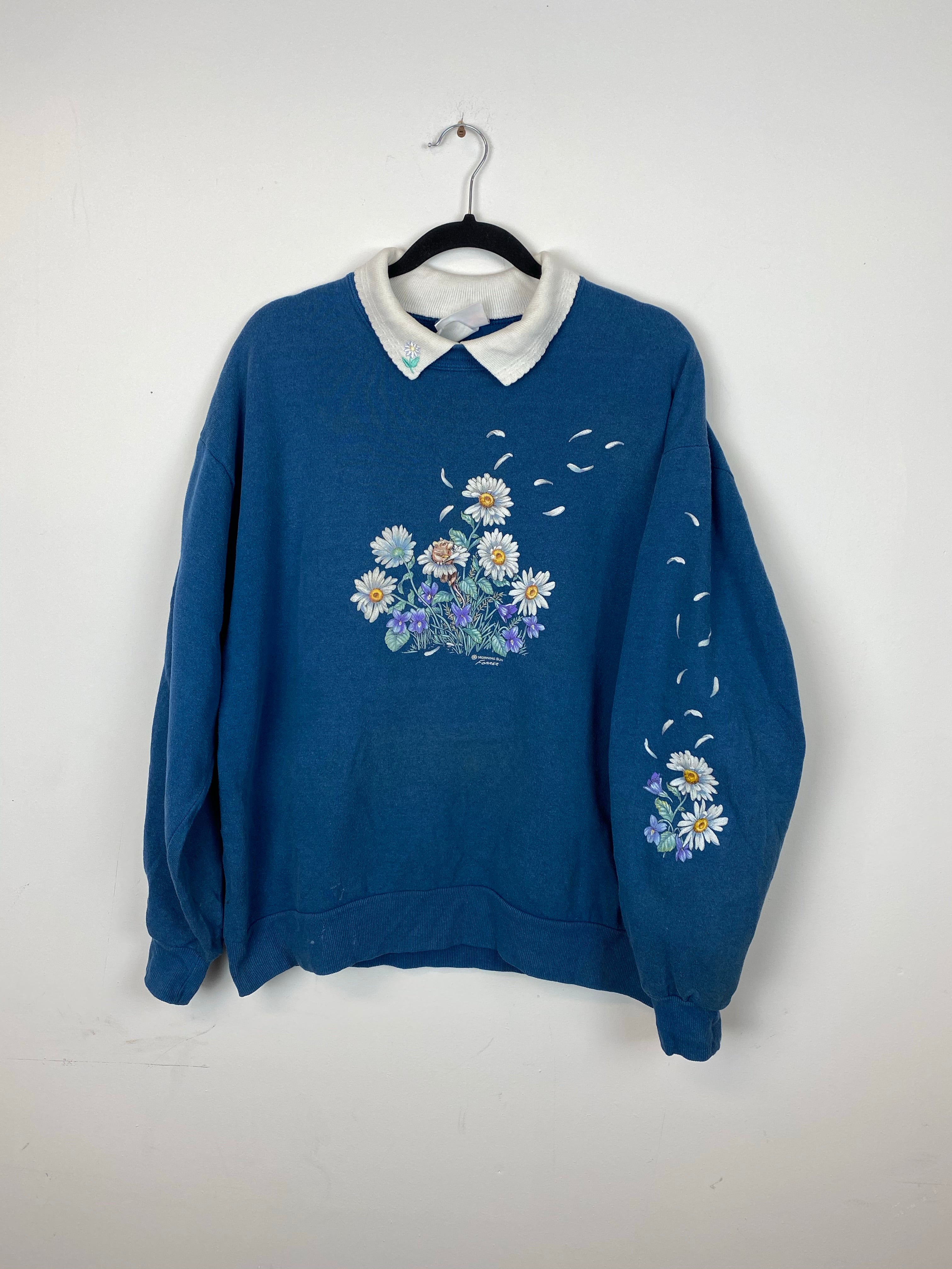 90s collared daisies crewneck