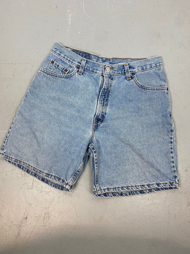 90s High Waisted Levi’s Denim Shorts - 32in