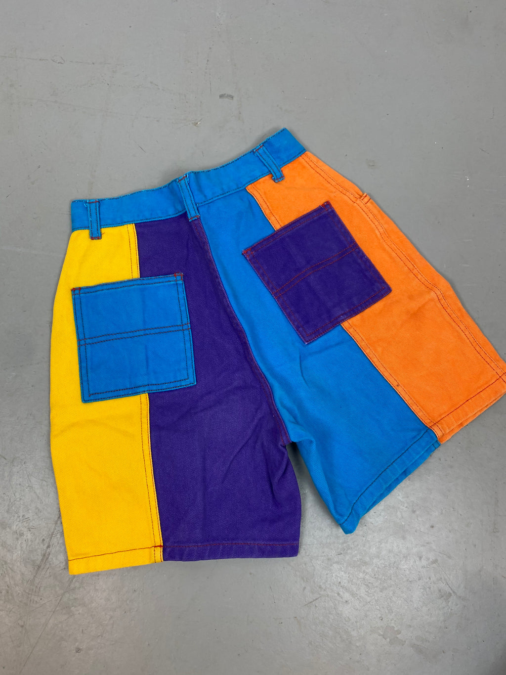 90s colour blocked high waisted shorts