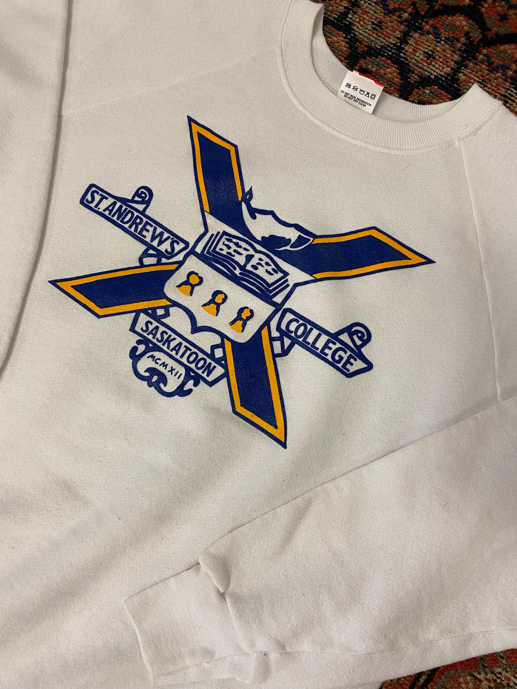 80s St Andrew’s College Crewneck - L