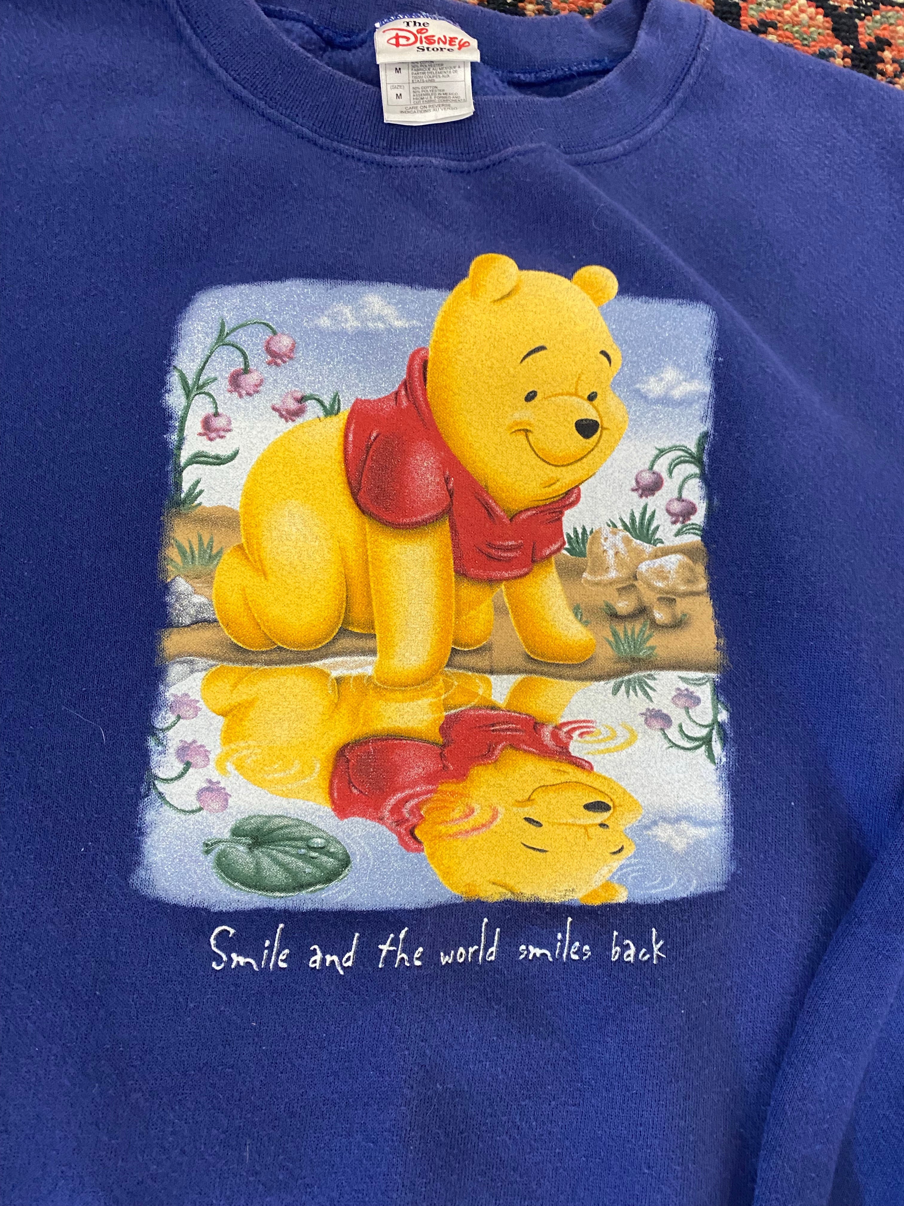 Vintage ‘Smile and the world will smile back’ Pooh Crewneck - M