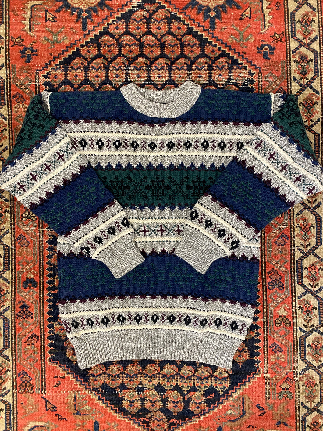 Vintage Patterned Knit Sweater - L