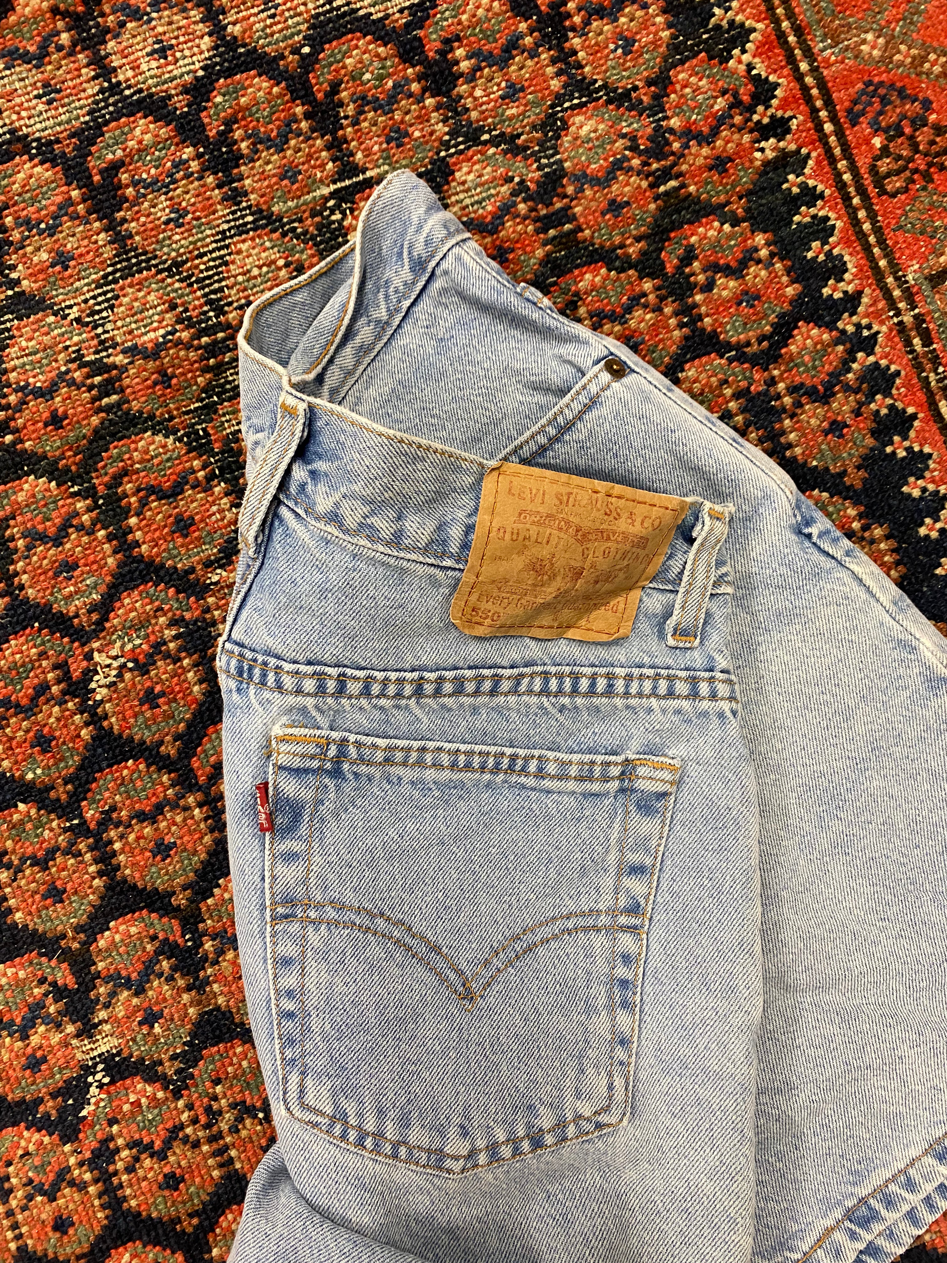 Vintage Light Wash Levi’s Denim Shorts - 30IN/W