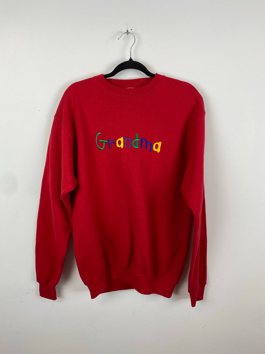 Embroidered Grandma crewneck - L