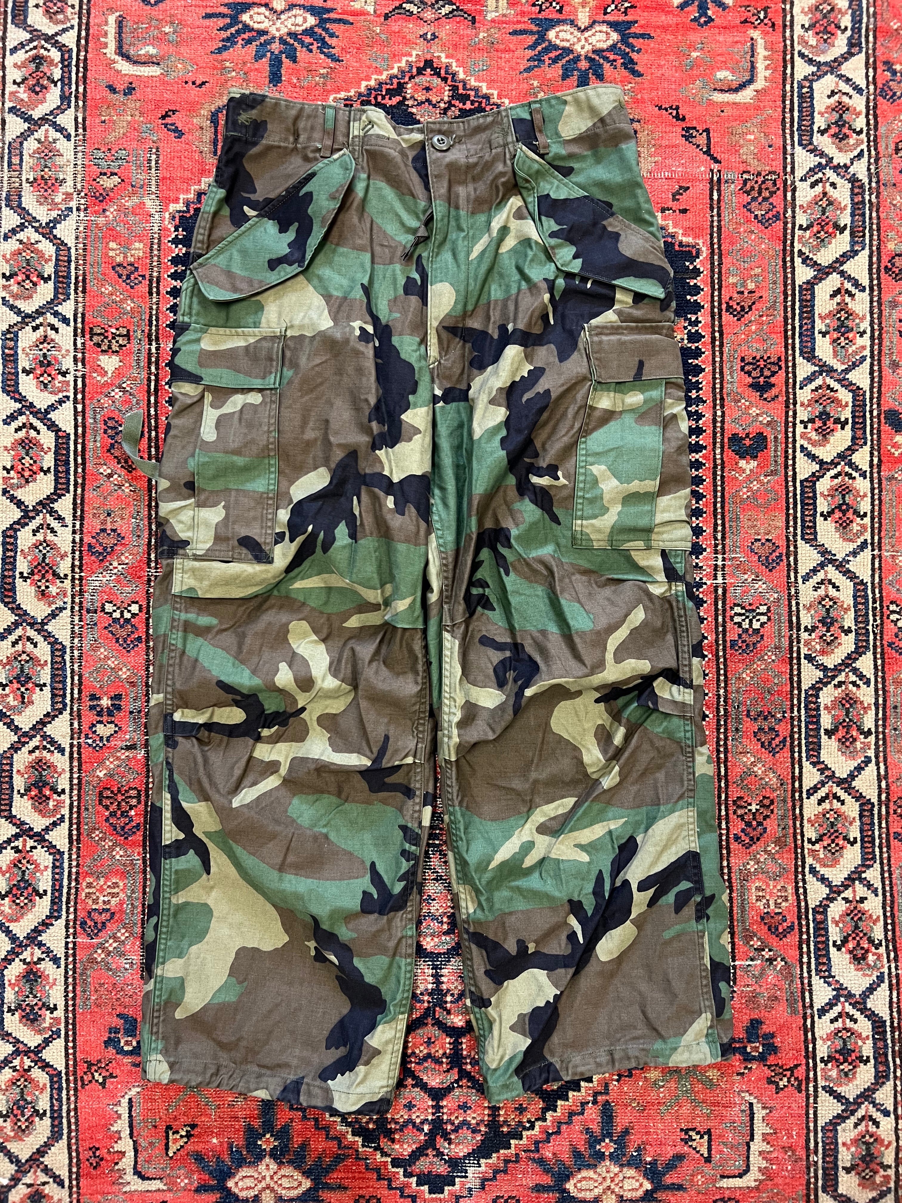 VINTAGE CAMO PANTS - 32IN/W