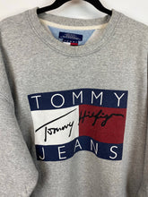 Load image into Gallery viewer, 90s Tommy Hilfiger crewneck - XL