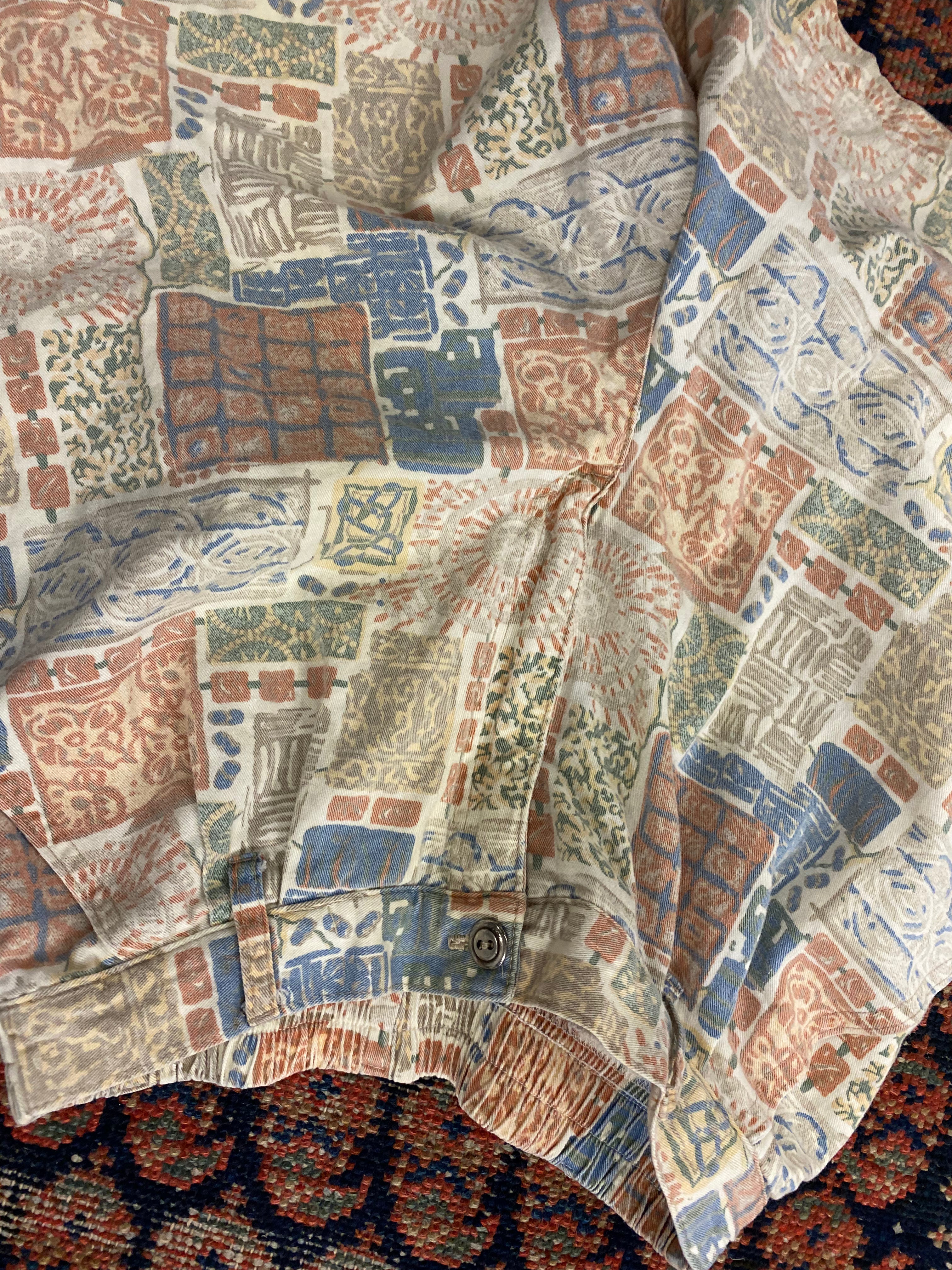 Vintage High Waisted Patterned Cotton Shorts - 26-28IN/W