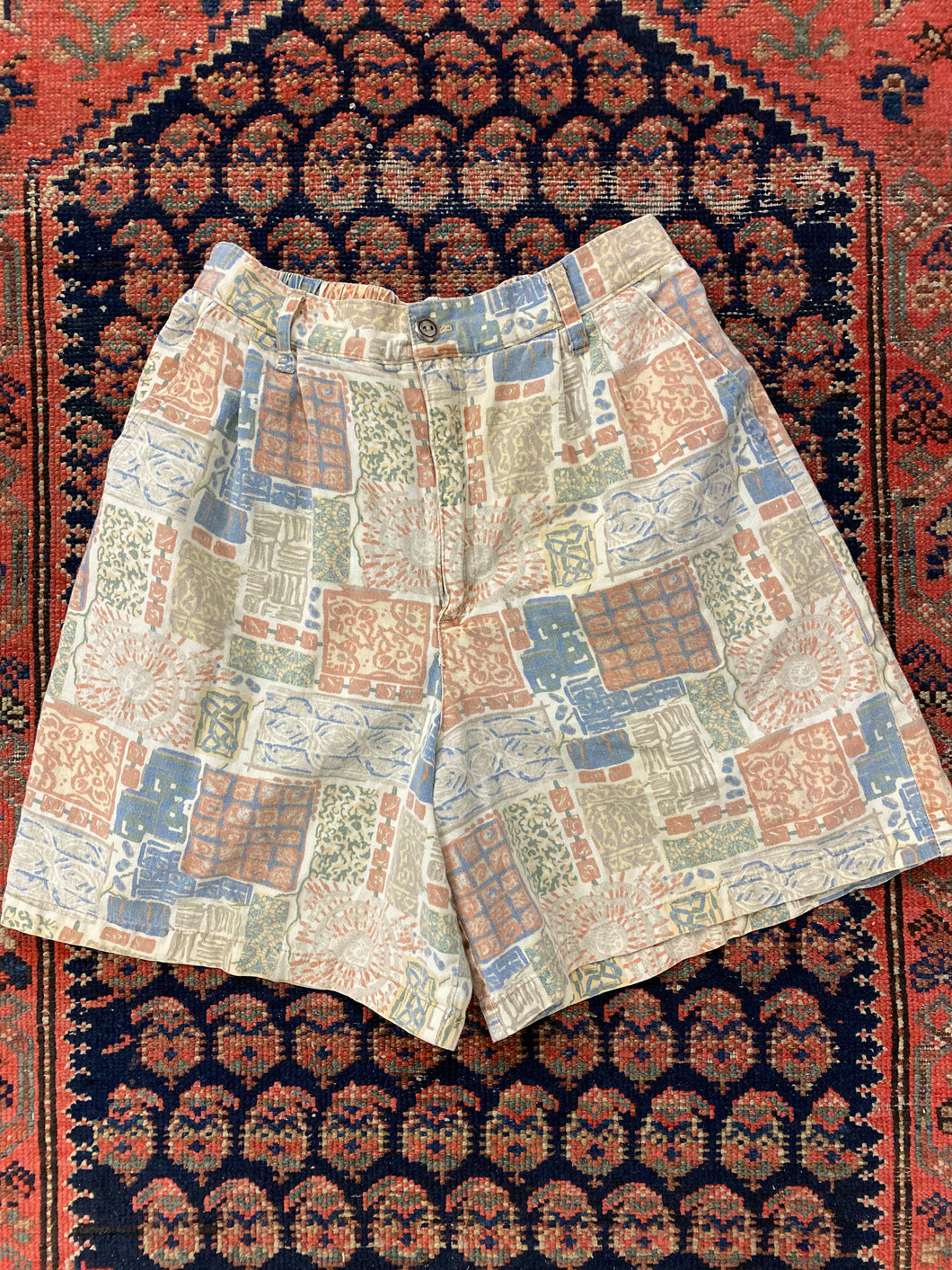 Vintage High Waisted Patterned Cotton Shorts - 26-28IN/W