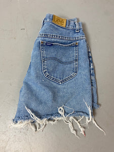 90s Lee High Waisted Denim Frayed Shorts - 30in