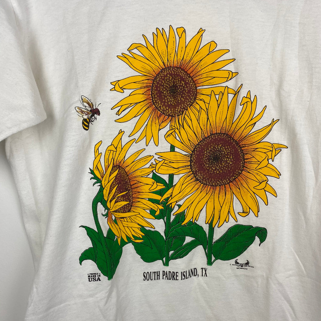 Single stitch daisy t shirt