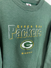 Load image into Gallery viewer, Vintage embroidered Green Bay Packers crewneck