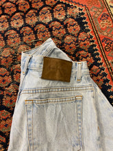 Load image into Gallery viewer, 90s Cuffed Calvin Klein High Waisted Denim shorts - 28IN/W
