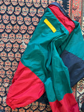 Load image into Gallery viewer, VINTAGE COLOUR BLOCKED WINDBREAKER - SMALL