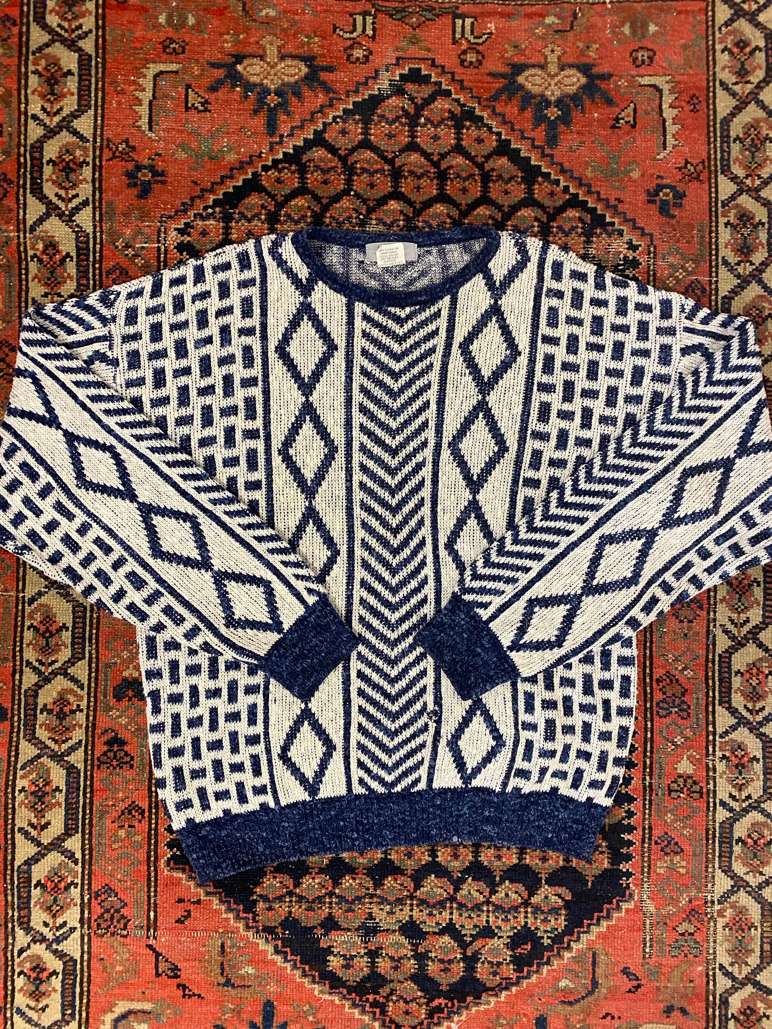 Vintage Patterned Knit Sweater - L