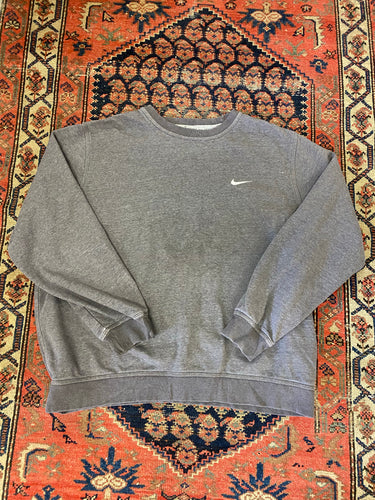 Faded 2000s Nike Crewneck - M/L