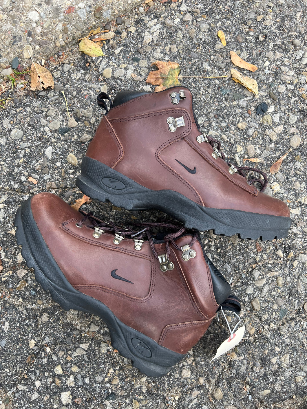 NIKE ACG BOOTS 9