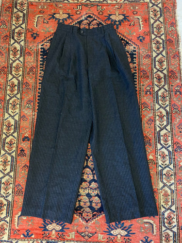 Vintage Straight Leg Banana Republic Pinstriped Pleated Trousers - 27in