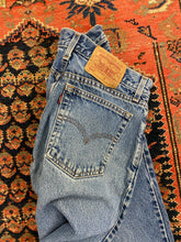 Load image into Gallery viewer, Vintage High Waisted Levi’s Denim Jeans - 29inches
