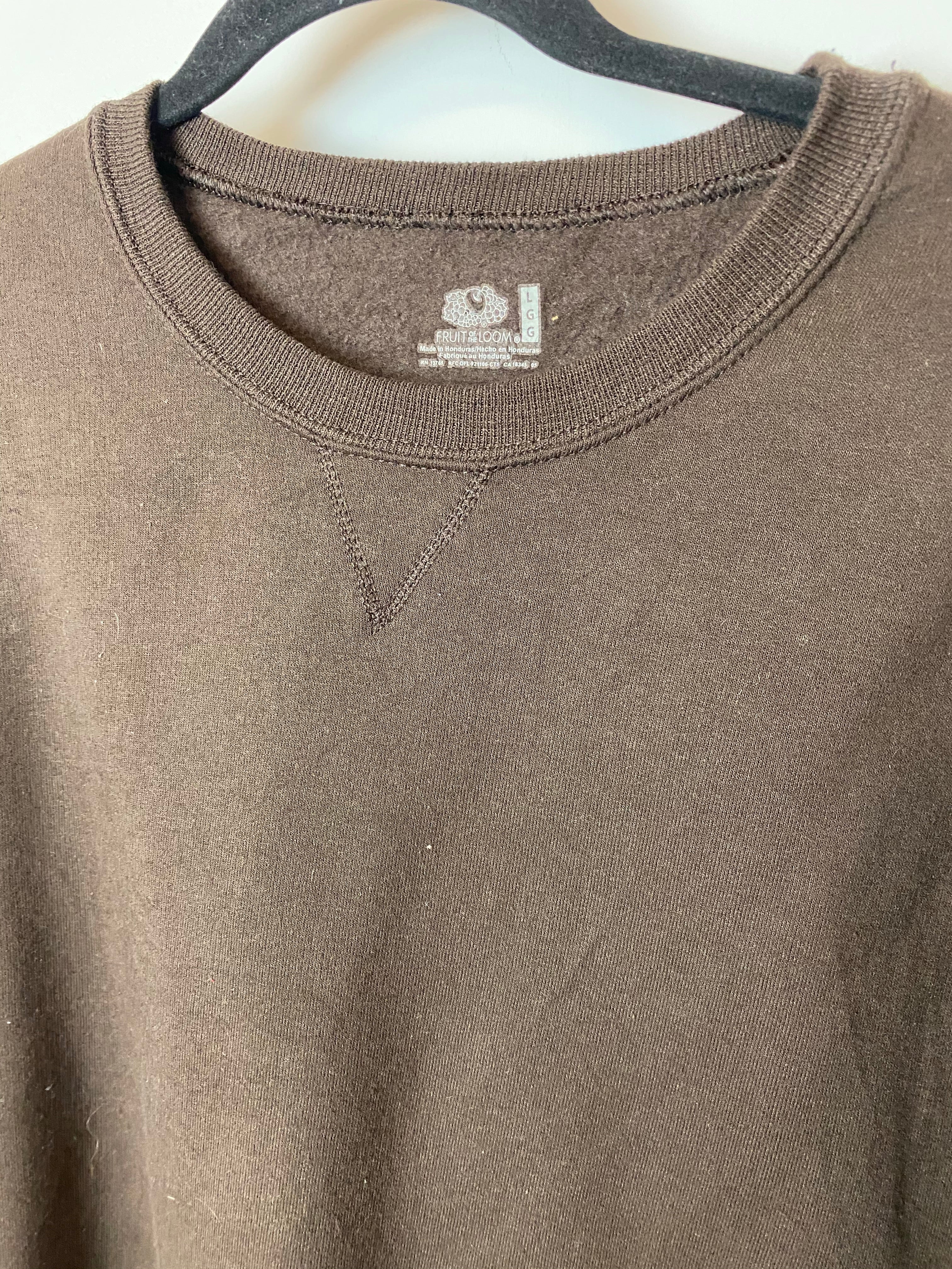 Brown Fruit Of The Loom Crewneck - M