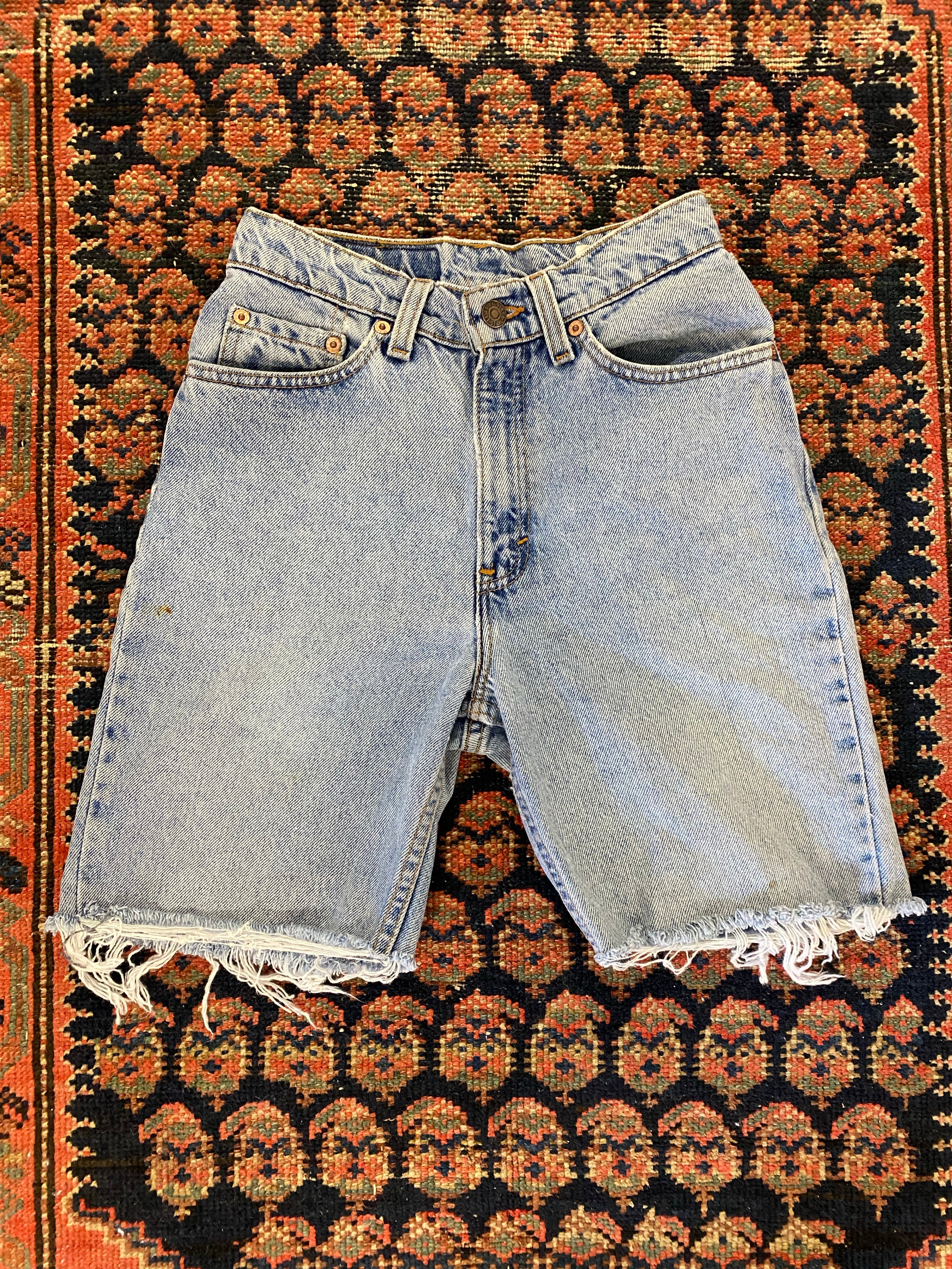 90s High Waisted Levis Frayed Denim Shorts - 25in