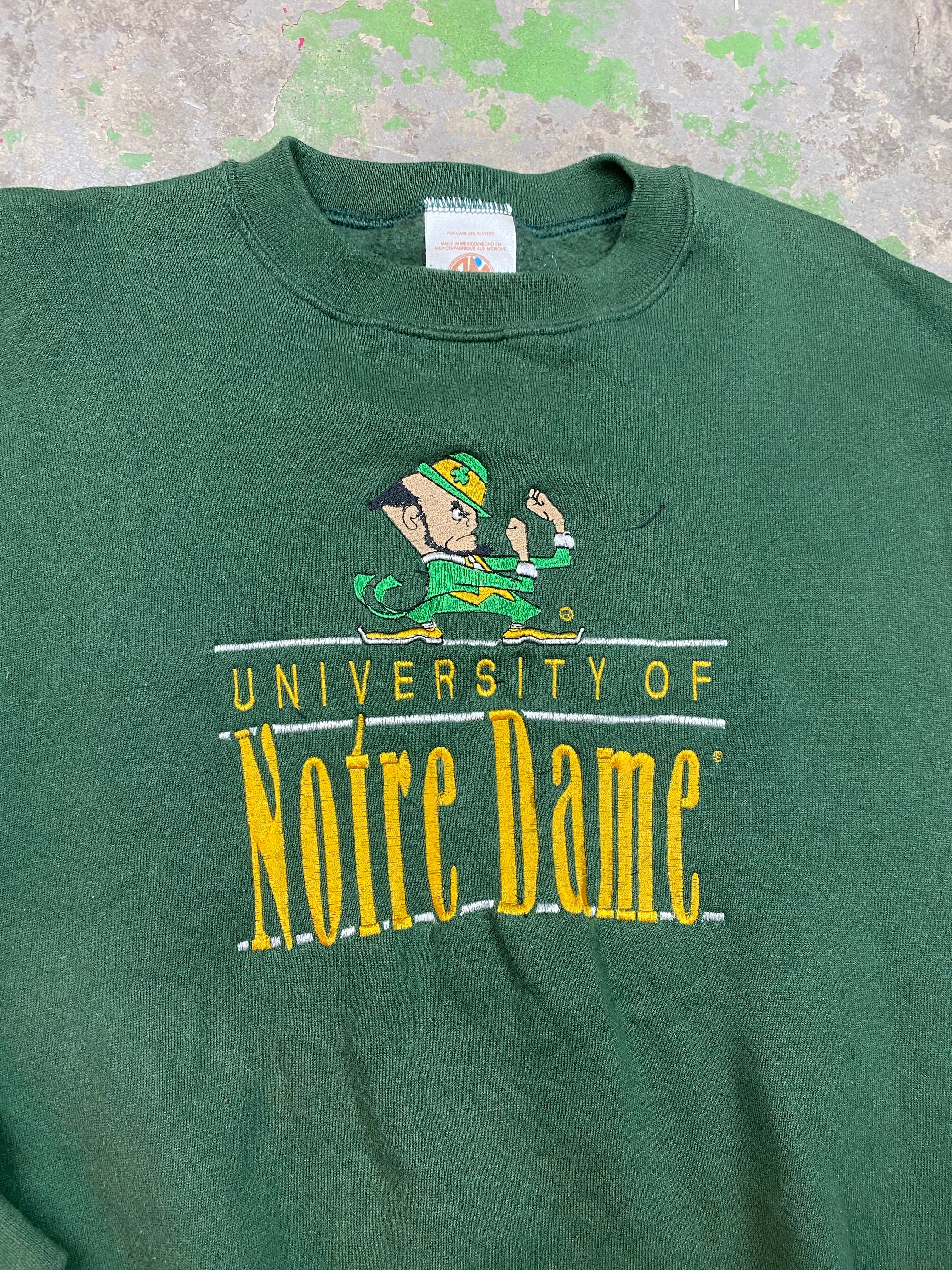 Embroidered Notre dame crewneck