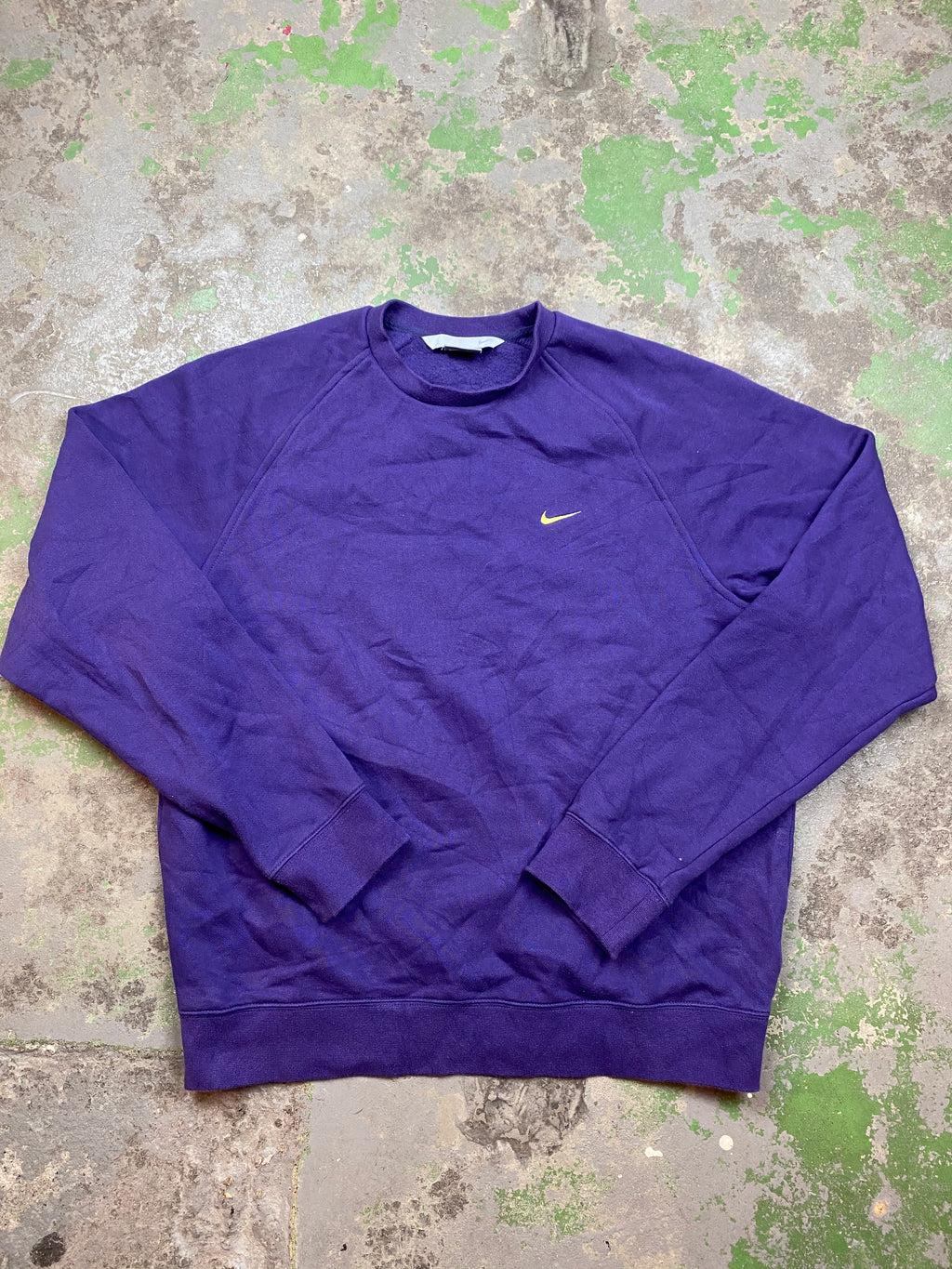 Early 2000s Nike crewneck
