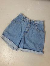 Load image into Gallery viewer, Vintage High Waisted Cuffed Pleated Denim Shorts - 28in