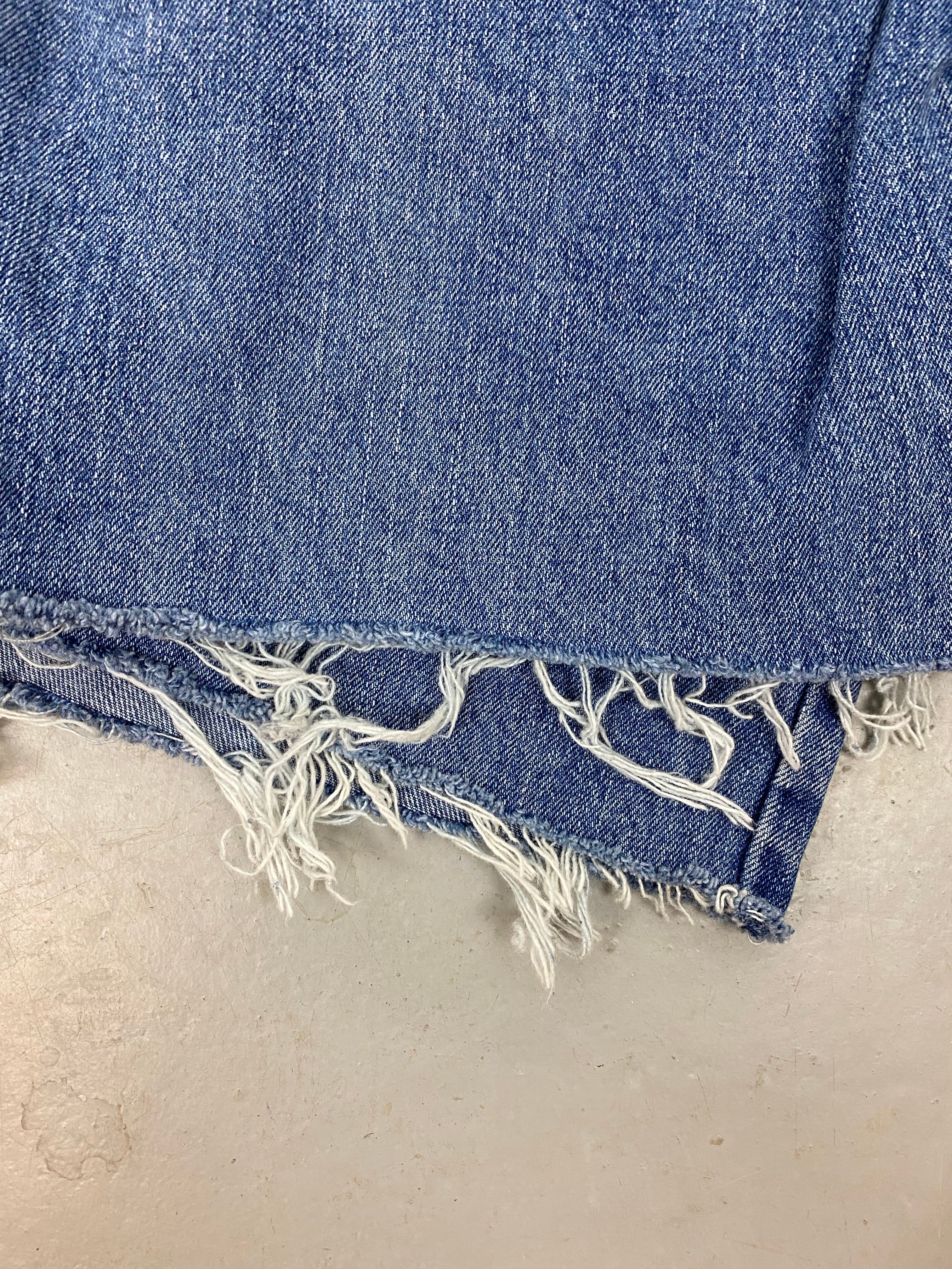 90s St. John’s high waisted denim shorts - 28in
