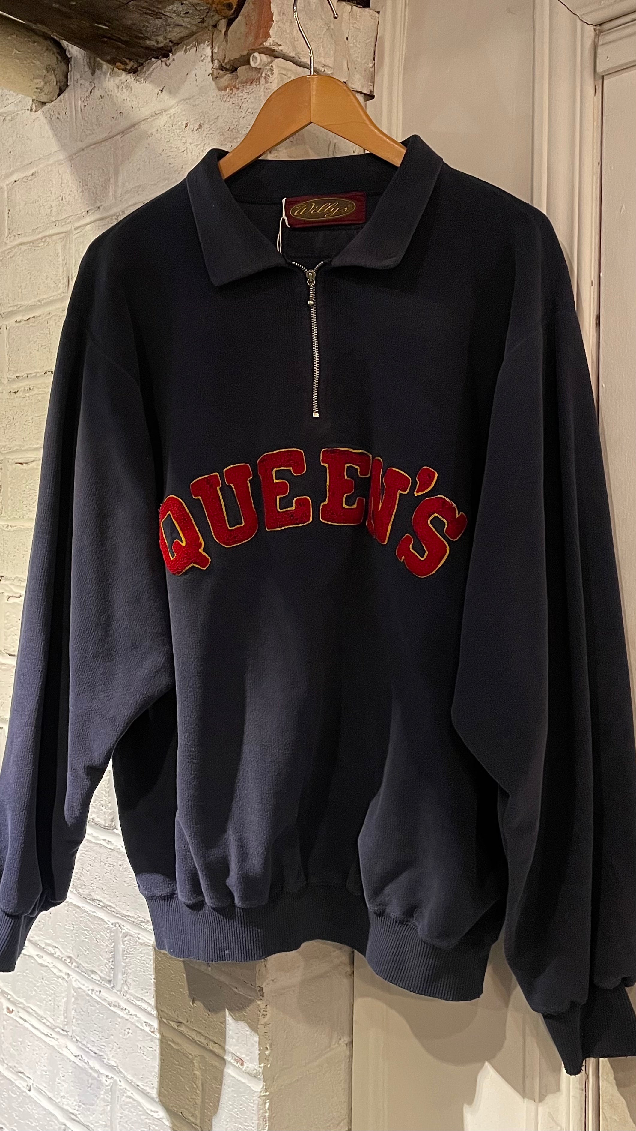 QUEENS SWEATER