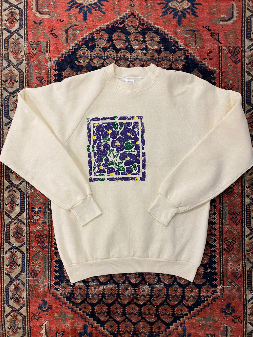 Vintage Printed Flower Crewneck - M