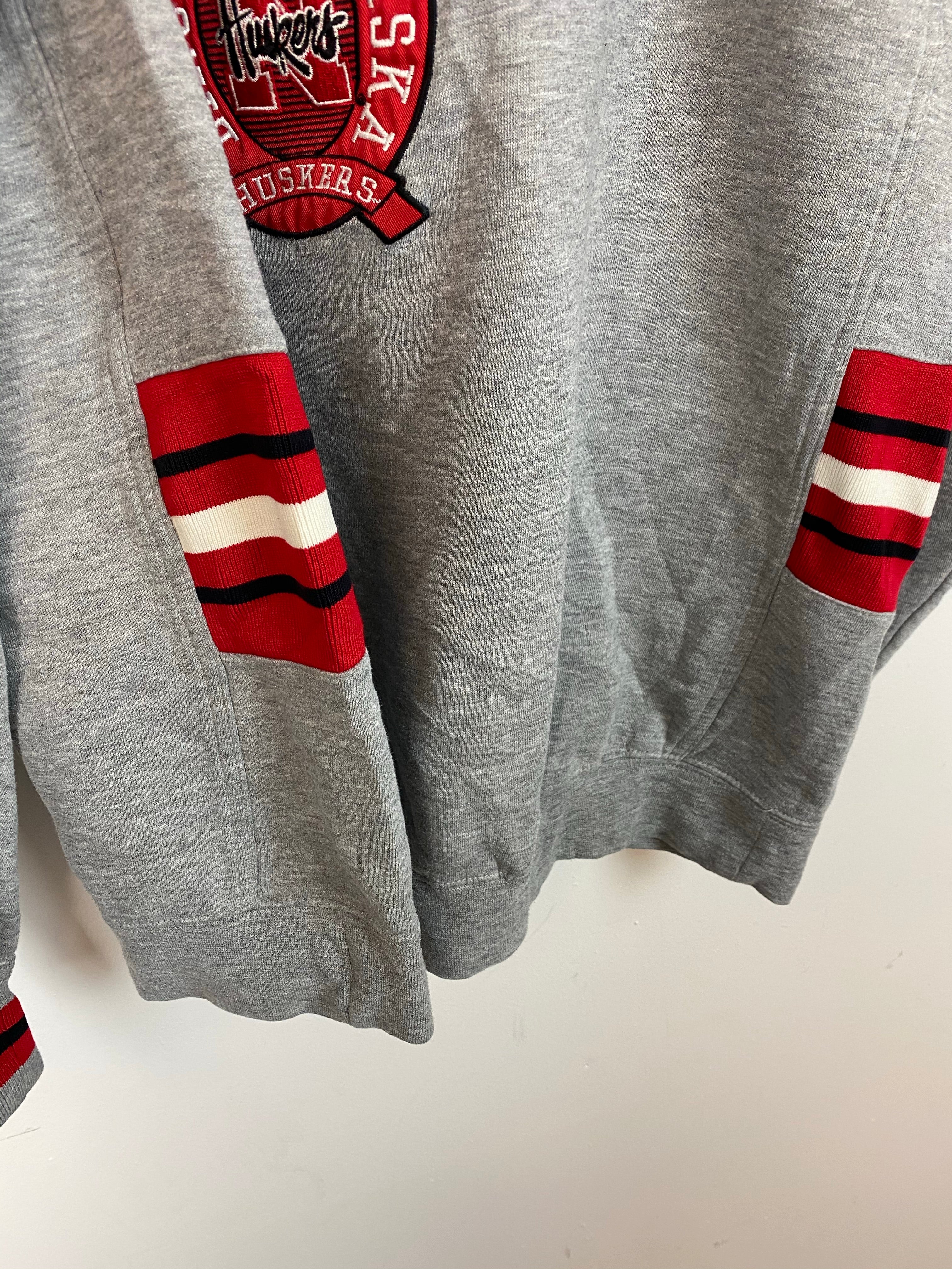 90s Nebraska v neck crewneck