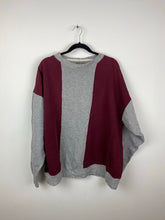 Load image into Gallery viewer, Heavyweight colour blocked crewneck