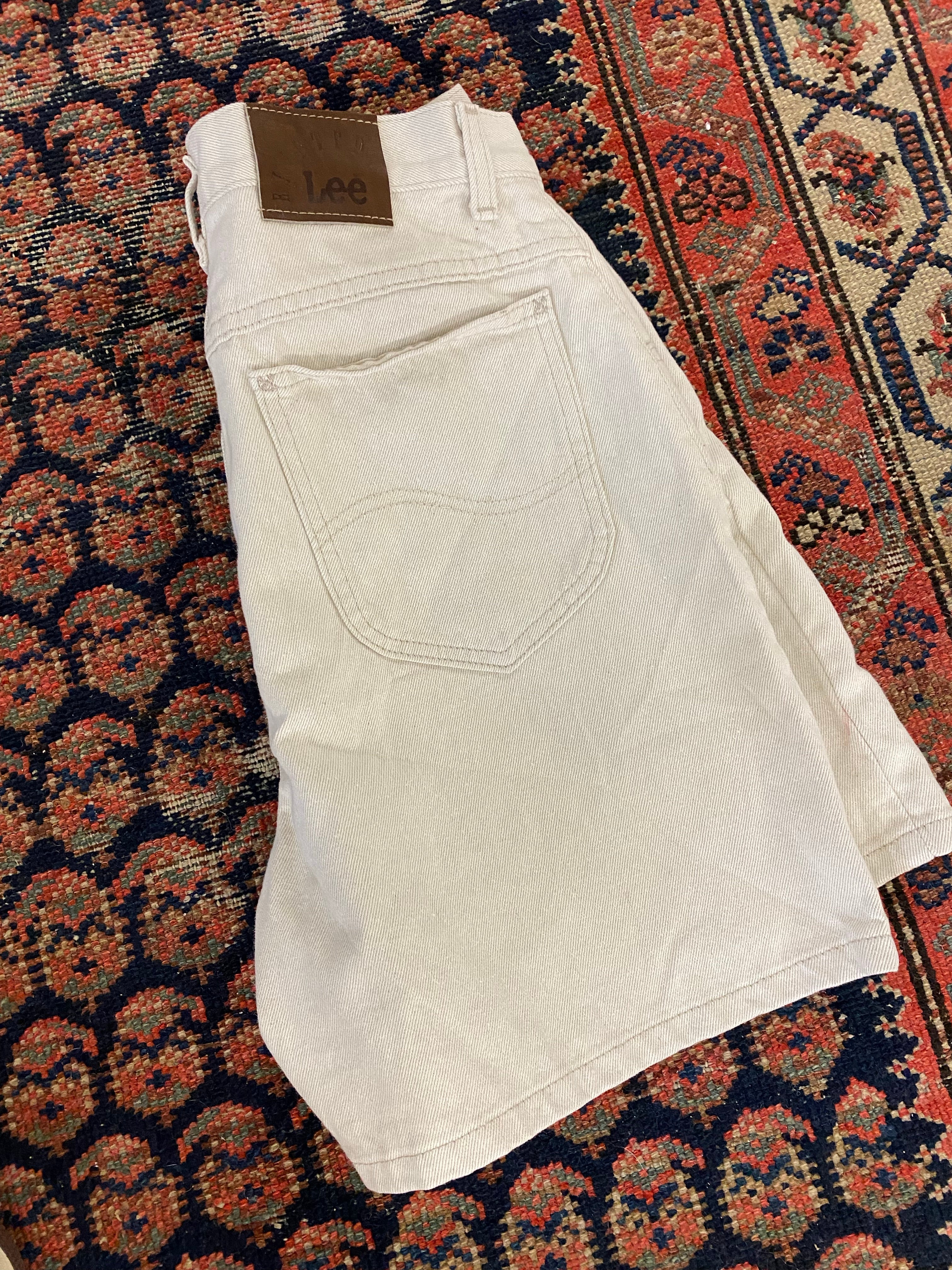 90s Lee High Waisted Denim Shorts - 29in