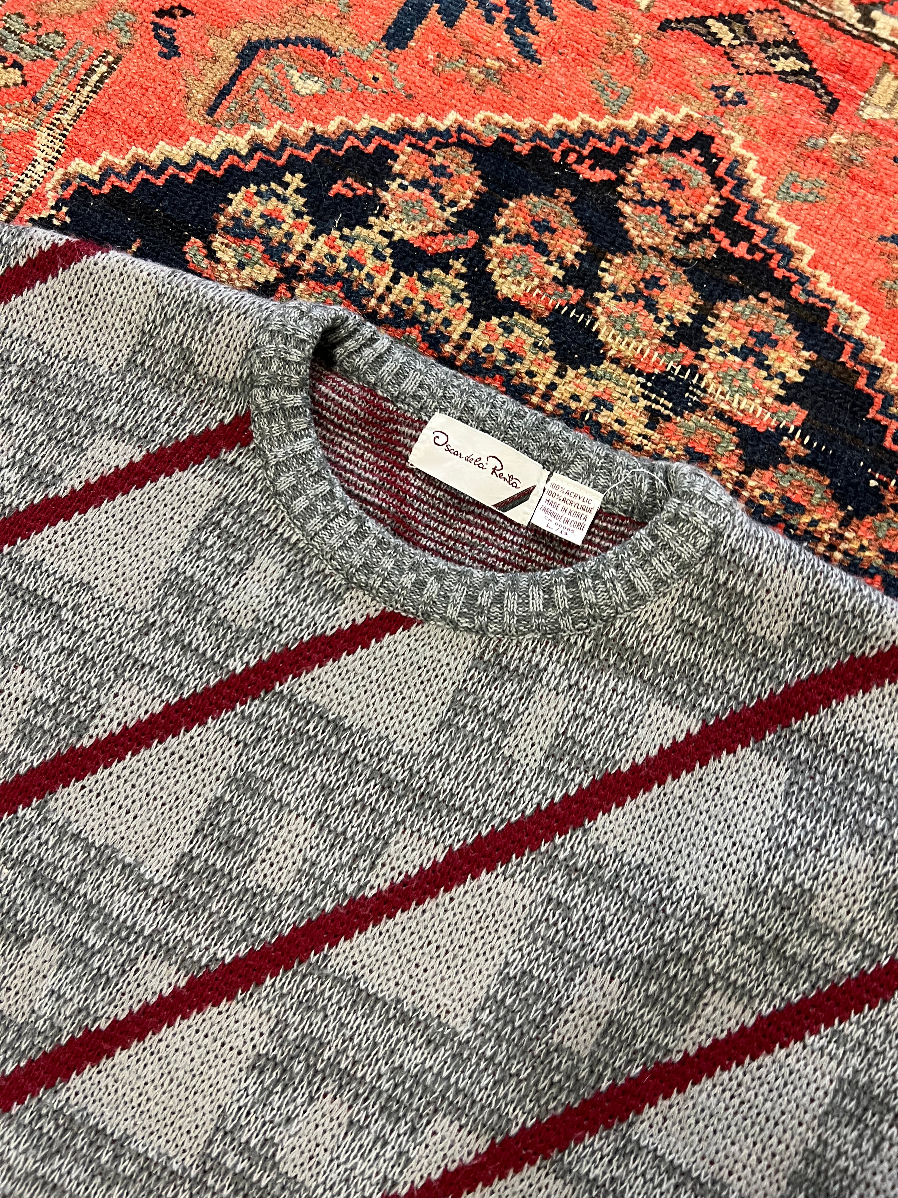 VINTAGE PATTERNED KNIT SWEATER - MEDIUM