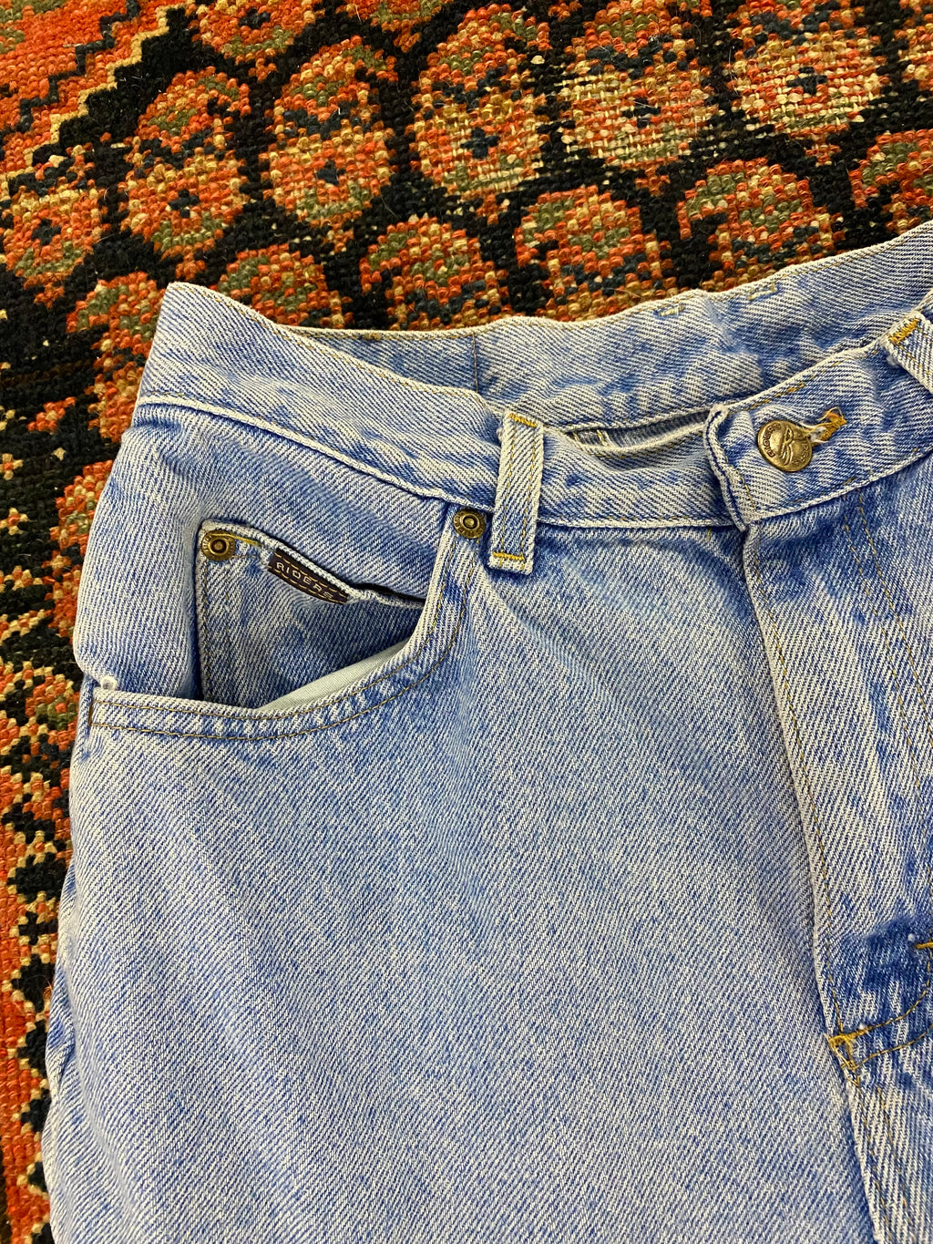 Vintage High Waist Rider Frayed Denim Shorts - 28in