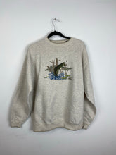 Load image into Gallery viewer, Vintage embroidered bass crewneck