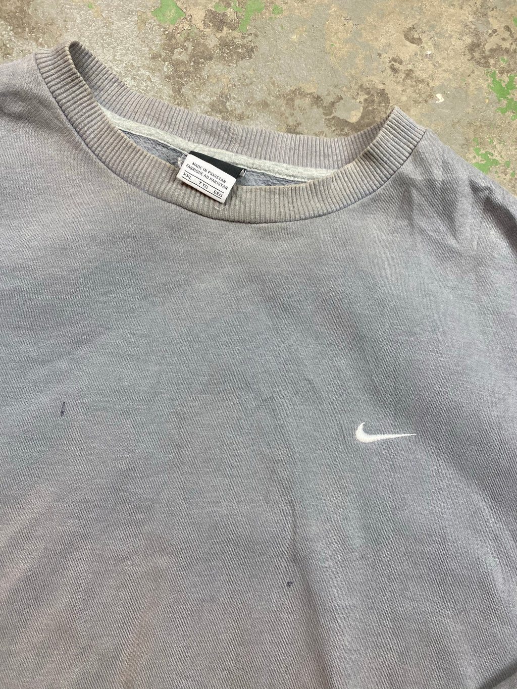 Early 2000s Nike crewneck