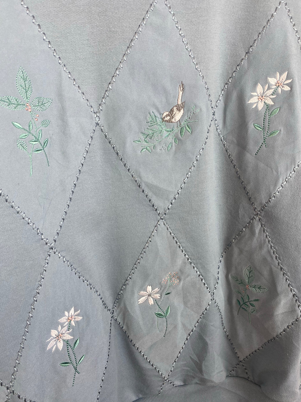 90s embroidered bird / flower Mockneck crewneck