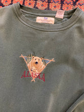 Load image into Gallery viewer, Vintage embroidered Alaska Crewneck - L